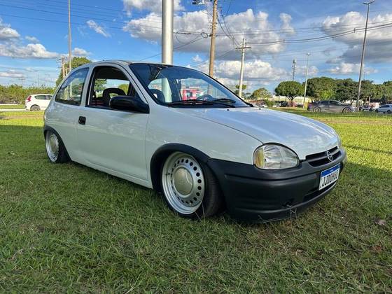 CHEVROLET CORSA 1.0 MPFI SUPER 8V GASOLINA 2P MANUAL